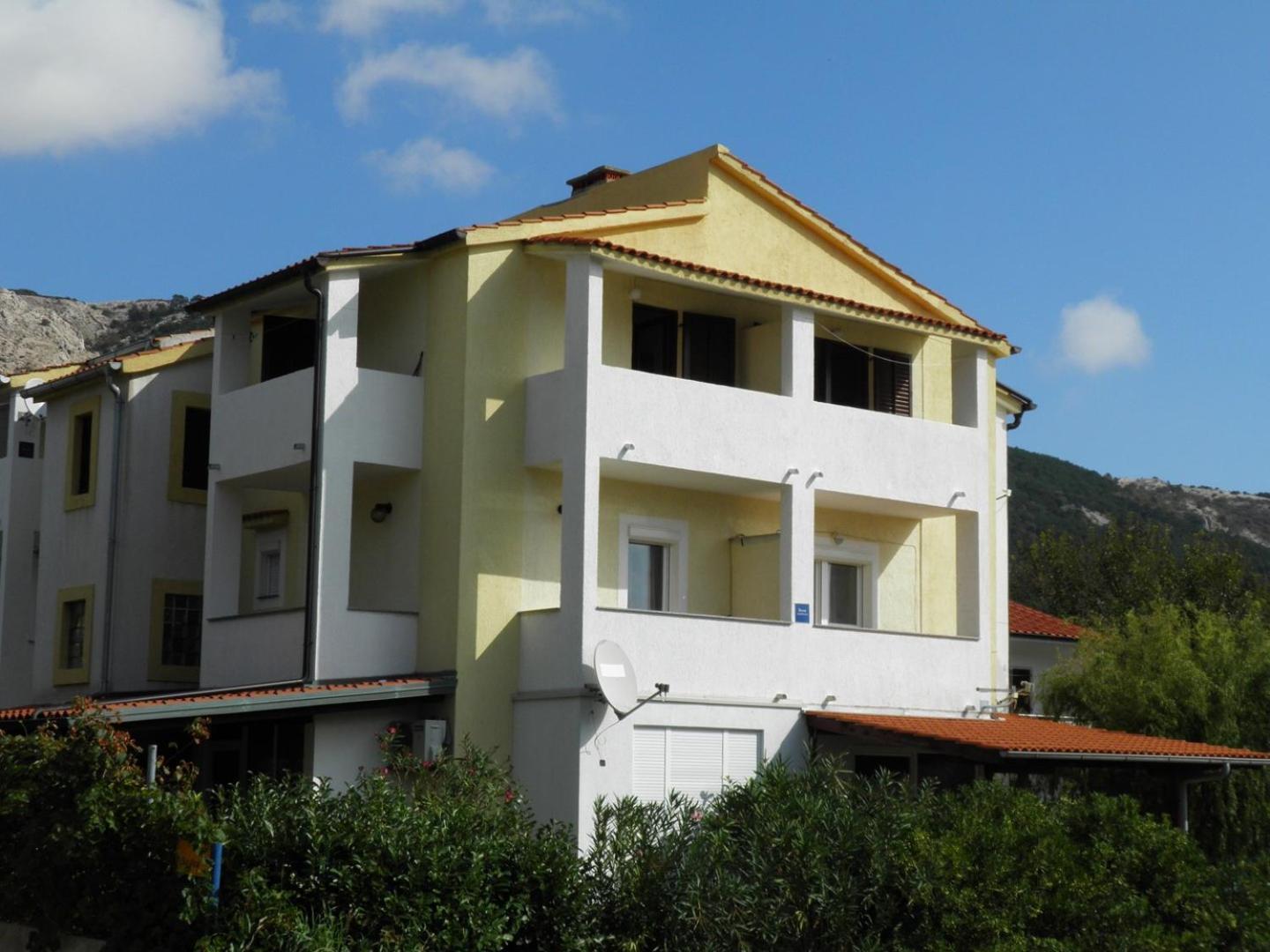 Apartments Miljenka Baška Exteriör bild